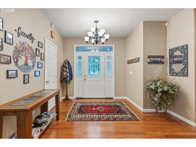 347 FERNCREST Rd, Longview, WA 98632