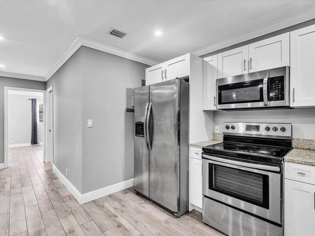 3880 NW 79th Avenue N-s, Coral Springs, FL 33065