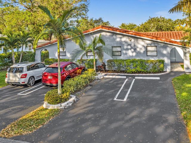 3880 NW 79th Avenue N-s, Coral Springs, FL 33065