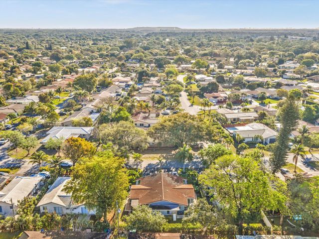 3880 NW 79th Avenue N-s, Coral Springs, FL 33065