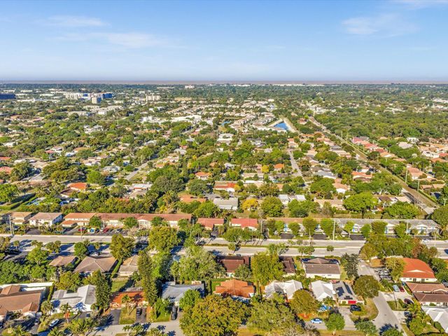 3880 NW 79th Avenue N-s, Coral Springs, FL 33065