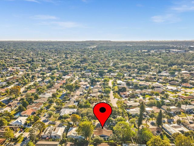 3880 NW 79th Avenue N-s, Coral Springs, FL 33065