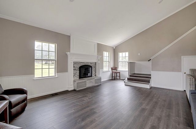 3952 J Rendon Road, Burleson, TX 76028