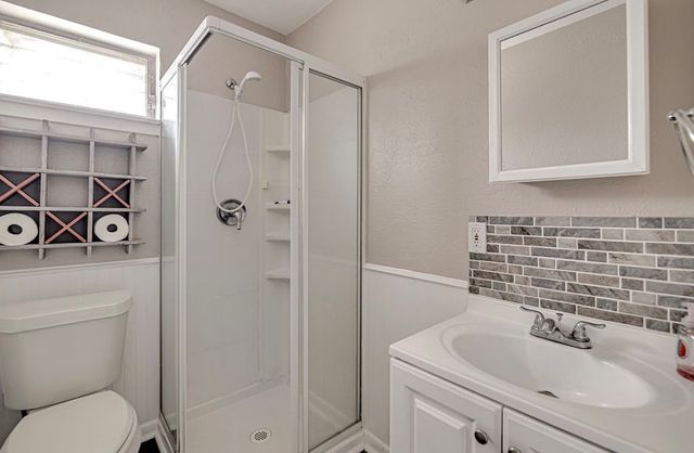 3952 J Rendon Road, Burleson, TX 76028