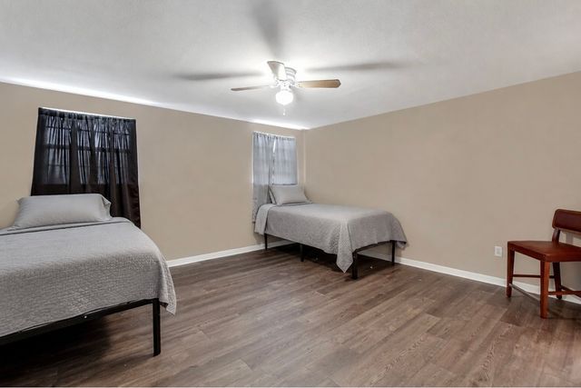 3952 J Rendon Road, Burleson, TX 76028