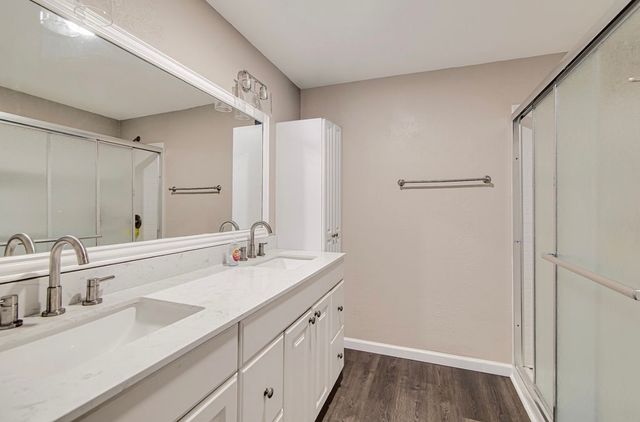 3952 J Rendon Road, Burleson, TX 76028