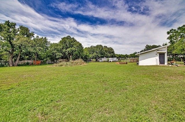 3952 J Rendon Road, Burleson, TX 76028