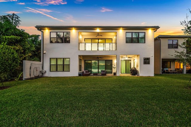 20197 Castle Stuart Avenue, Boca Raton, FL 33434