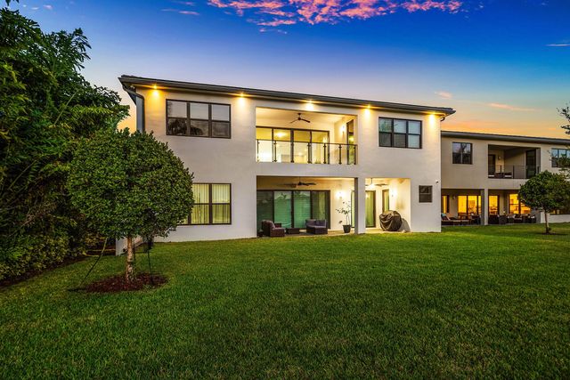 20197 Castle Stuart Avenue, Boca Raton, FL 33434