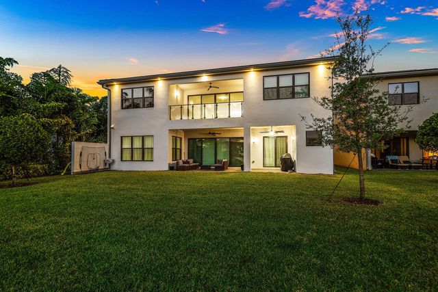 20197 Castle Stuart Avenue, Boca Raton, FL 33434