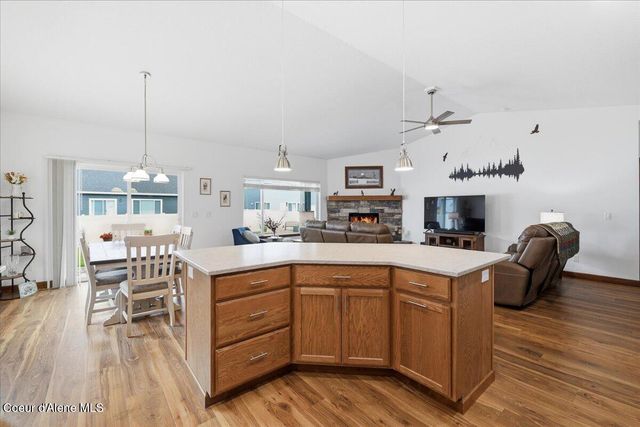 2871 N Neptune ST, Post Falls, ID 83854