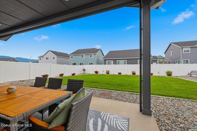 2871 N Neptune ST, Post Falls, ID 83854