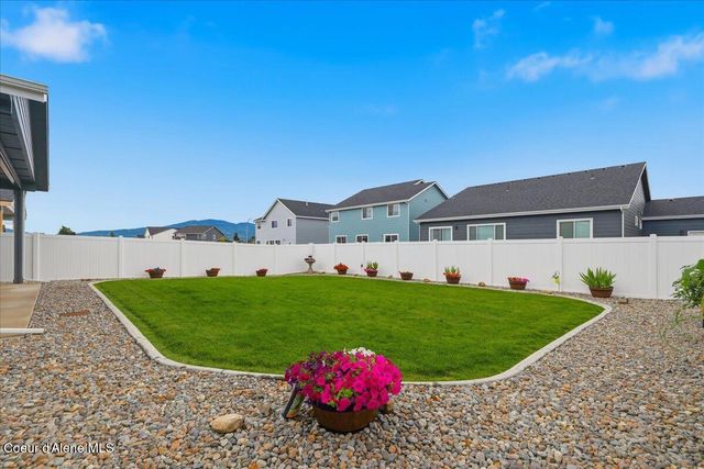 2871 N Neptune ST, Post Falls, ID 83854