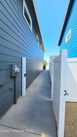 2871 N Neptune ST, Post Falls, ID 83854