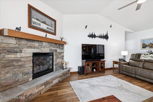 2871 N Neptune ST, Post Falls, ID 83854