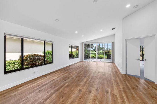 15441 Strathearn Drive, Delray Beach, FL 33446