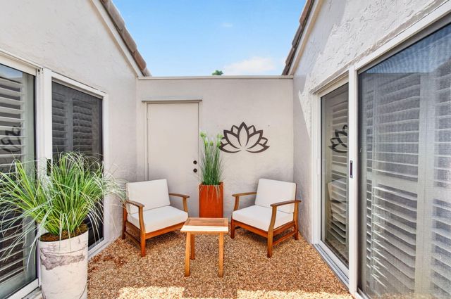 15441 Strathearn Drive, Delray Beach, FL 33446