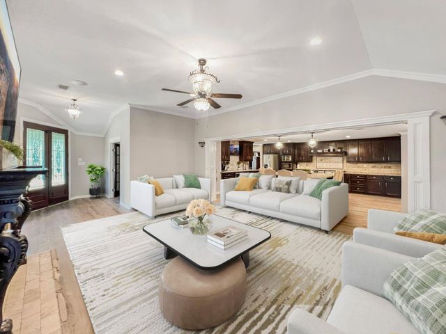 9731 Hadden Road, Baytown, TX 77521