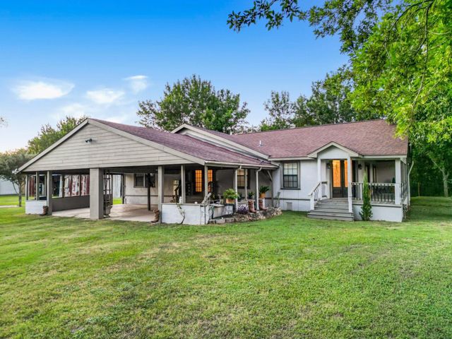 9731 Hadden Road, Baytown, TX 77521