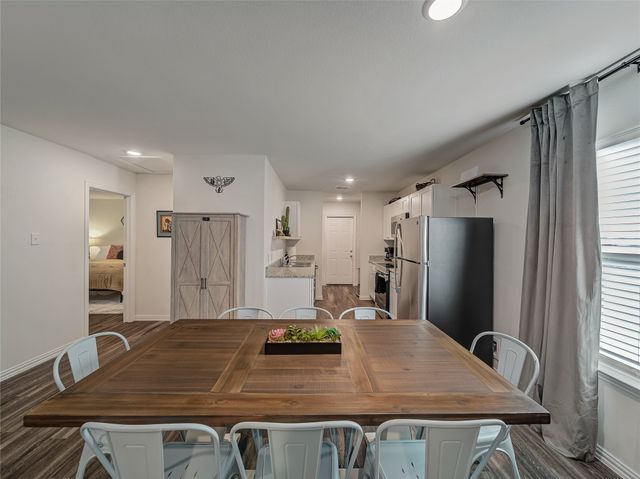 921 W 9th Street, Bonham, TX 75418