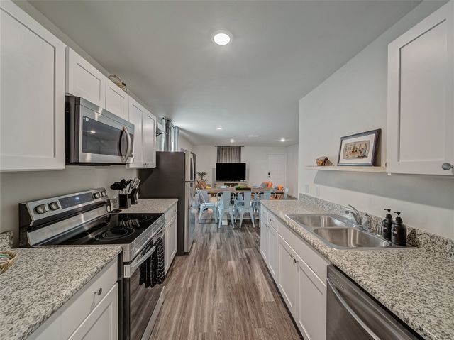 921 W 9th Street, Bonham, TX 75418