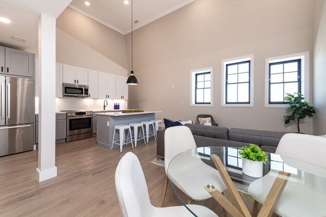 4 Franklin Street 401, Boston, MA 02134