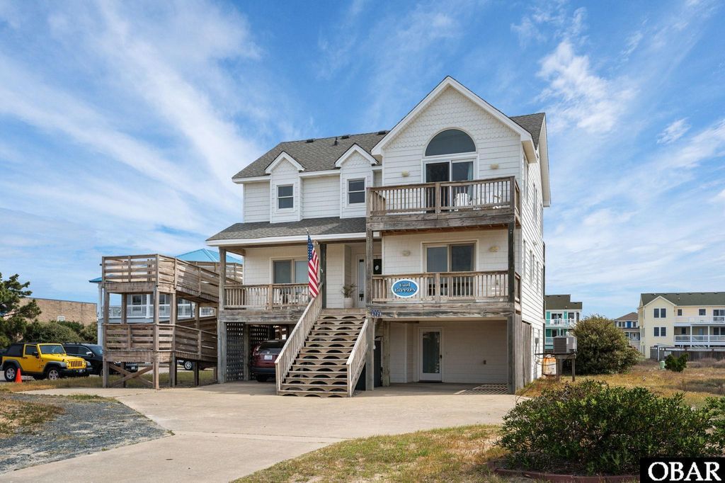 Image 1 of property listing at 4729 S Croatan Highway, Nags Head, NC 27959