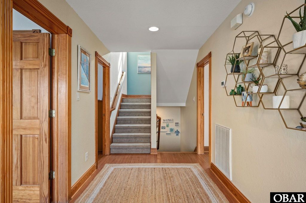 Image 14 of property listing at 4729 S Croatan Highway, Nags Head, NC 27959