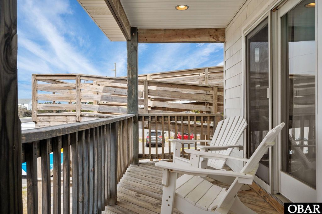 Image 15 of property listing at 4729 S Croatan Highway, Nags Head, NC 27959