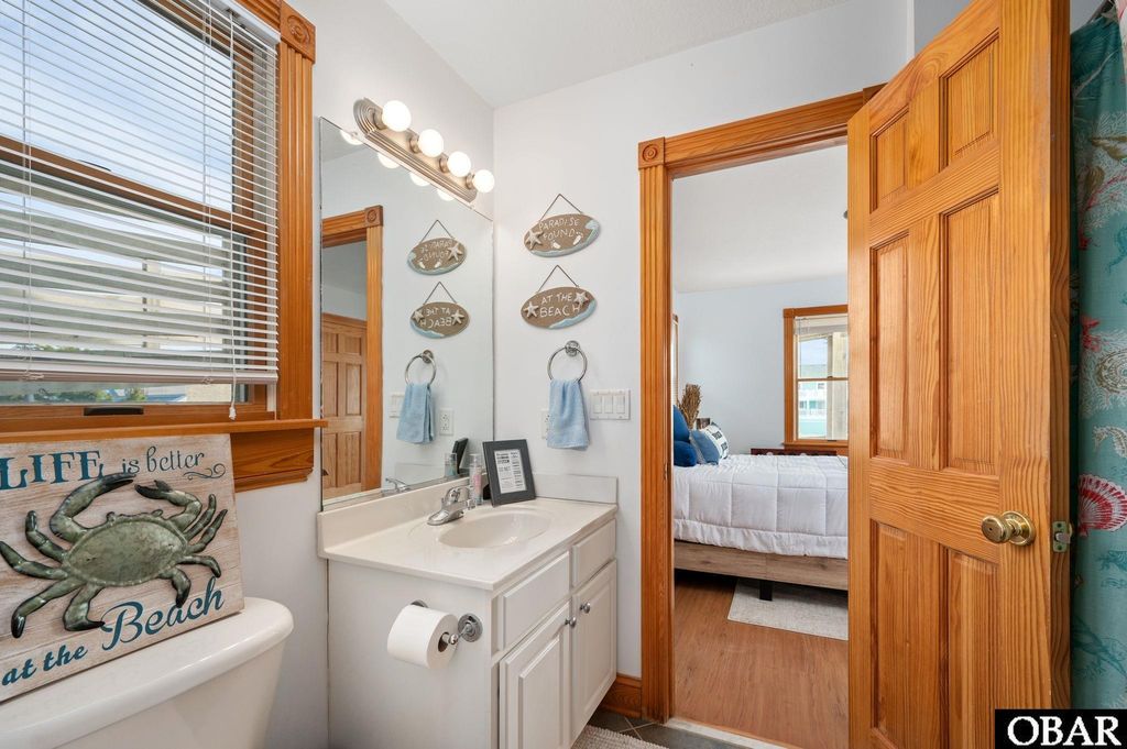 Image 20 of property listing at 4729 S Croatan Highway, Nags Head, NC 27959