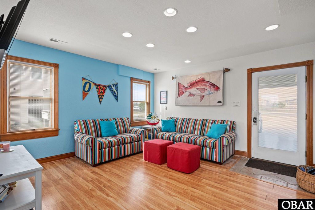 Image 37 of property listing at 4729 S Croatan Highway, Nags Head, NC 27959