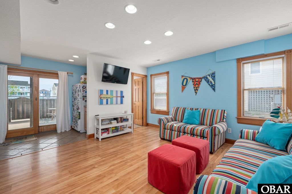 Image 38 of property listing at 4729 S Croatan Highway, Nags Head, NC 27959