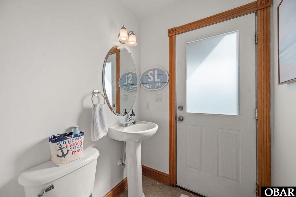 Image 40 of property listing at 4729 S Croatan Highway, Nags Head, NC 27959
