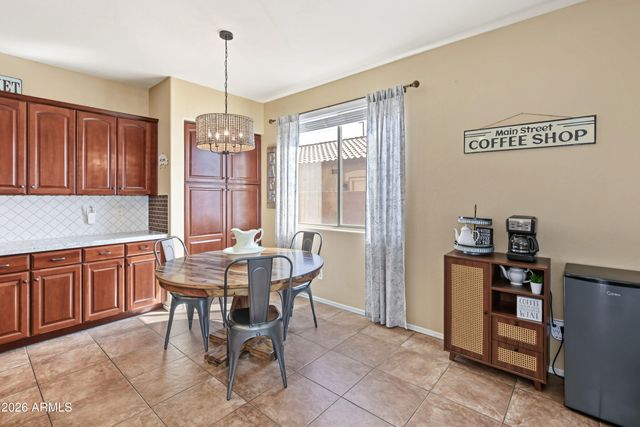 2529 E PARKVIEW Drive, Gilbert, AZ 85295