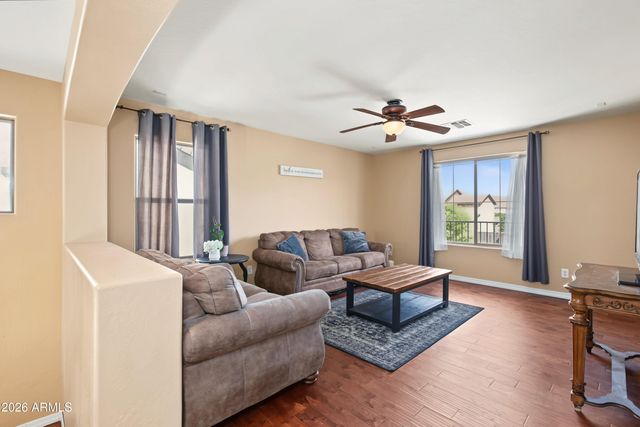 2529 E PARKVIEW Drive, Gilbert, AZ 85295
