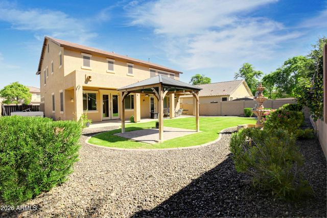 2529 E PARKVIEW Drive, Gilbert, AZ 85295