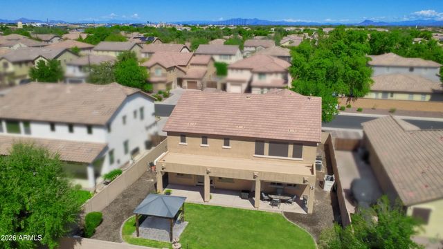 2529 E PARKVIEW Drive, Gilbert, AZ 85295