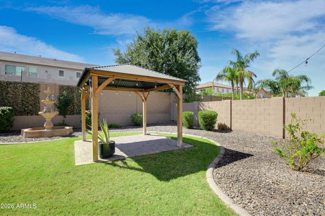 2529 E PARKVIEW Drive, Gilbert, AZ 85295