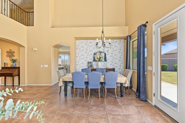 2529 E PARKVIEW Drive, Gilbert, AZ 85295