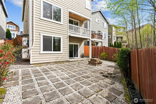 14504 17th Avenue W, Lynnwood, WA 98087