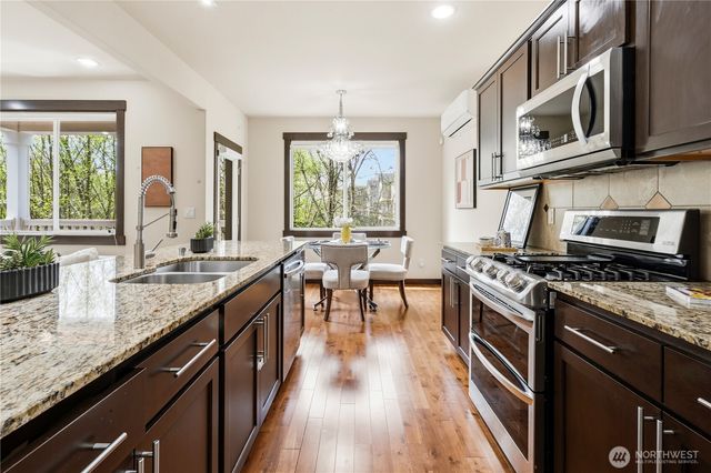14504 17th Avenue W, Lynnwood, WA 98087