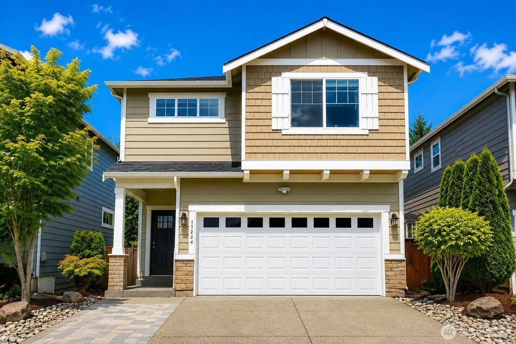 14504 17th Avenue W, Lynnwood, WA 98087