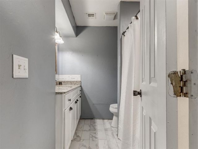 116 Chevy Chase Drive, Midwest City, OK 73110