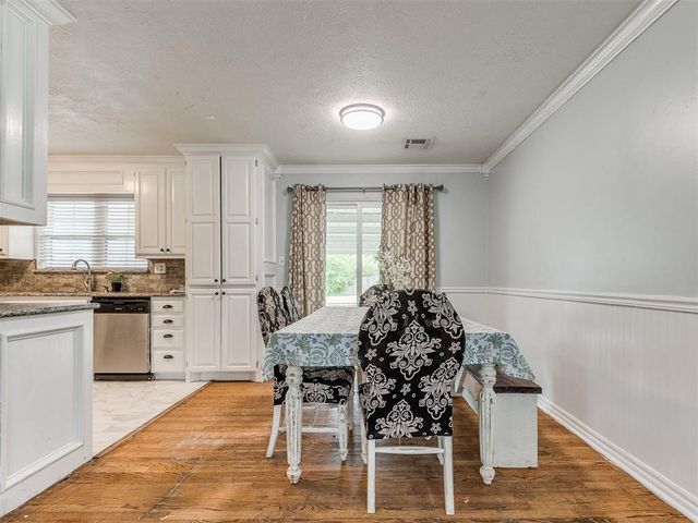 116 Chevy Chase Drive, Midwest City, OK 73110