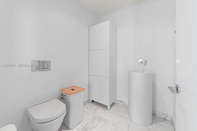 10203 Collins Avenue 401, Bal Harbour, FL 33154