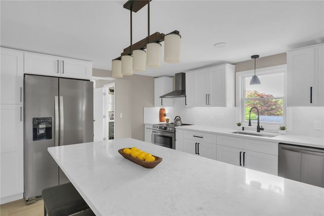 115 Hill Top Drive, Johnston, RI 02919