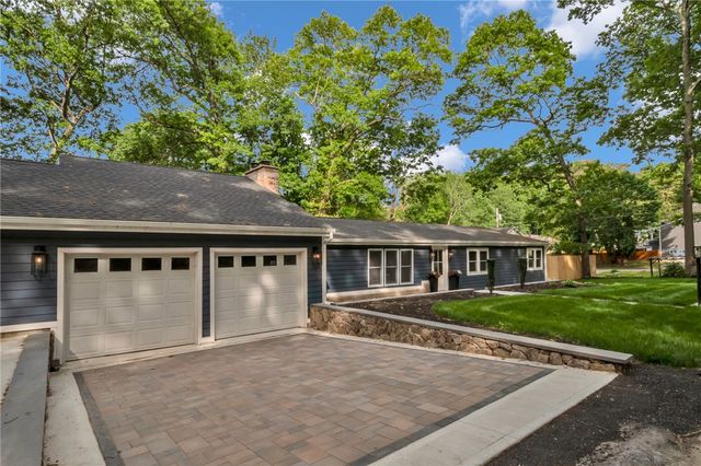 115 Hill Top Drive, Johnston, RI 02919