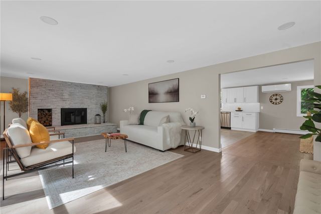 115 Hill Top Drive, Johnston, RI 02919