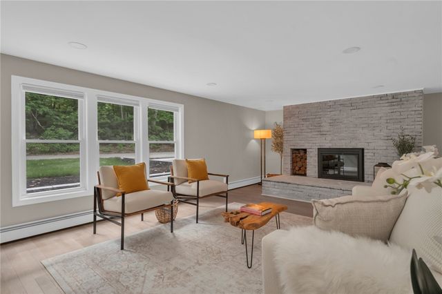 115 Hill Top Drive, Johnston, RI 02919