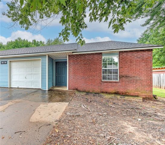 1389, 1391, 1400, 1402 N Boxley Avenue, Fayetteville, AR 72704